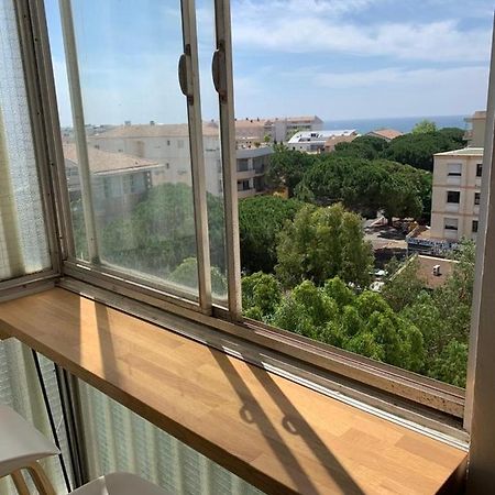 L'Appart Frejus Plage Екстериор снимка